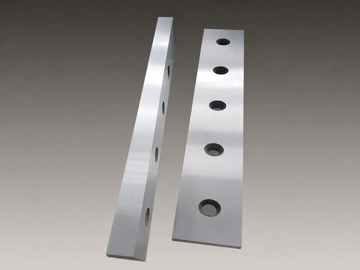 What Are Industrial Shearing Machine Blades?